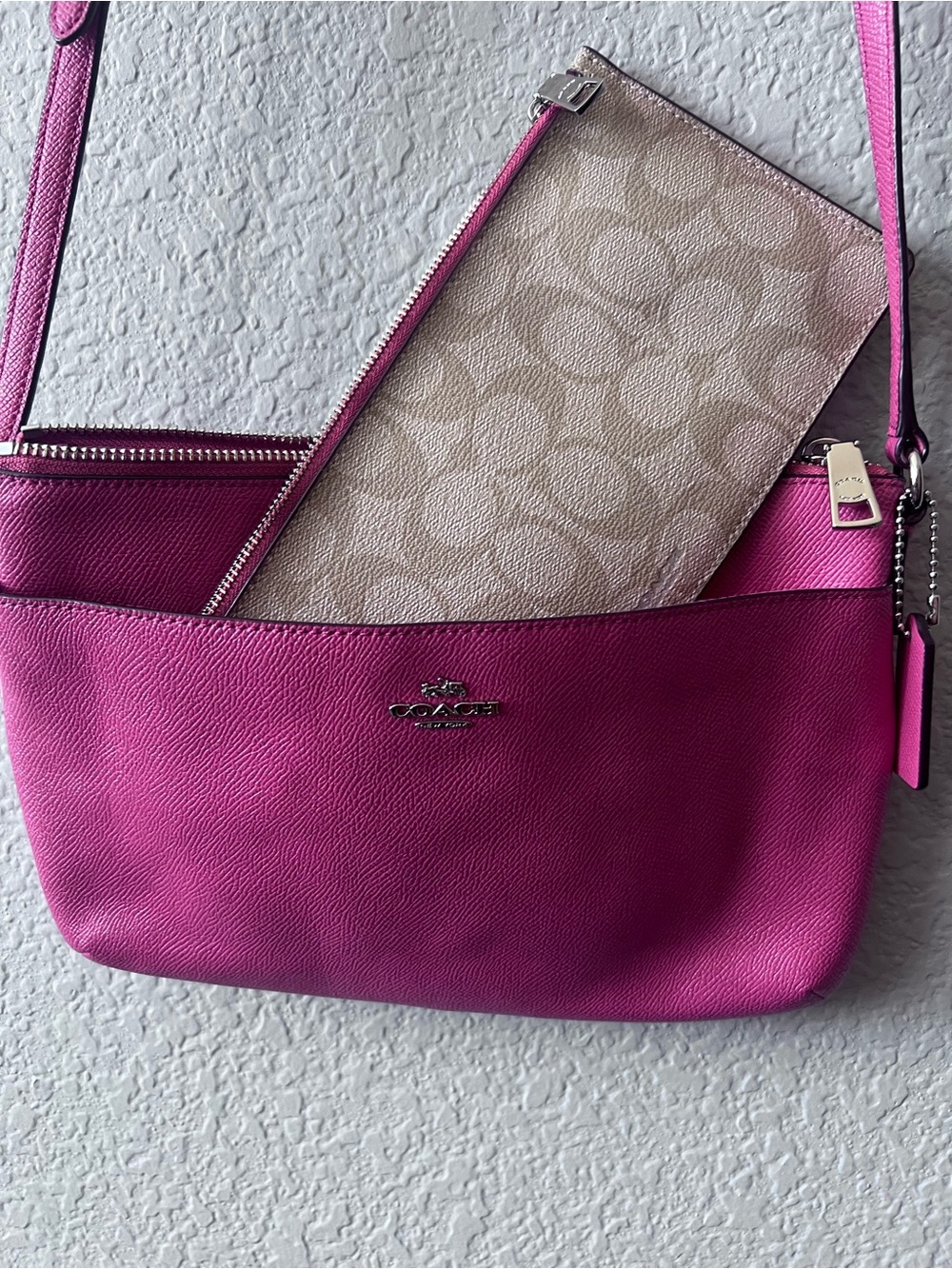 Coach F57788 Bright Fuschia/Saddle CRSGN LTH EW POP Crossbody w/matching wallet - Picture 5 of 16